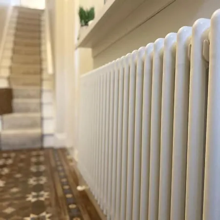 Prázdninový dům Beautiful Period With Free Parking *