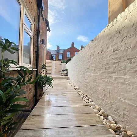 Prázdninový dům Beautiful Period With Free Parking